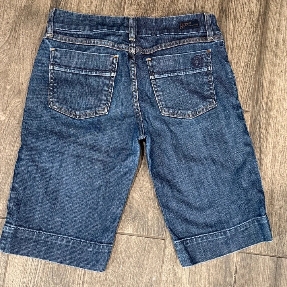 Citizens of Humanity Jerome Dahan Dark Wash Walking Shorts Women's Size 27 - Picture 2 of 6